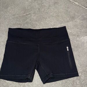 Lululemon Women's Bike Shorts - Size 6